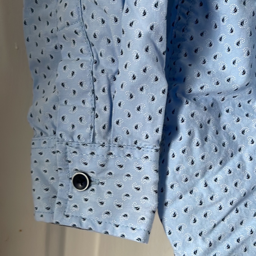 Perry Ellis Button Down - Picture 4 of 4